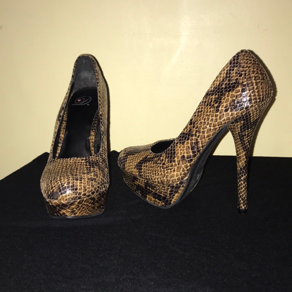 New snake skin heels